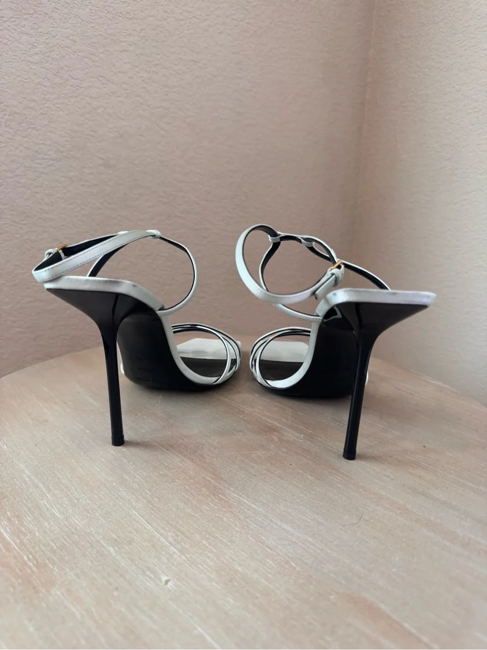 Saint Laurent Baliqua 105 Crepe Satin Strappy Sandal Slight Green - EU 40.5 - Picture 2 of 4